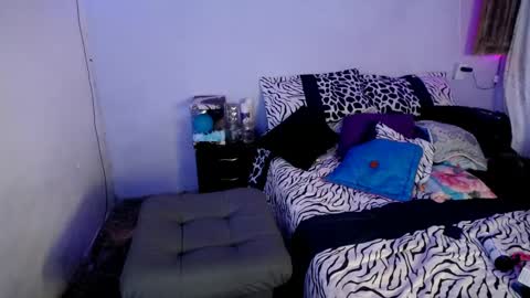 violet_hyuga online show from January 31, 2025, 7:18 am