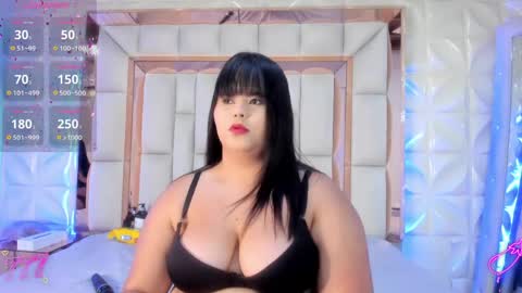 violet_milleer online show from April 7, 2026, 7:03 pm