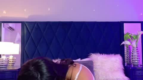 Violet  online show from June 12, 2026, 8:30 pm
