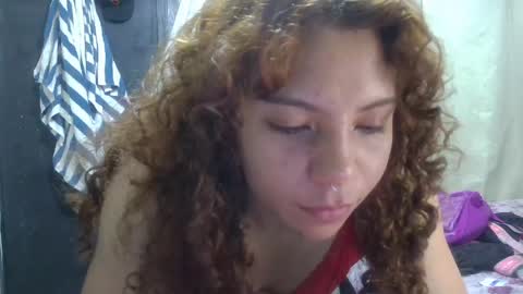 Snapshot of violet_smmithh chatting on May 27, 2026, 1:57 am Violet online show from May 27, 2026, 1:57 am