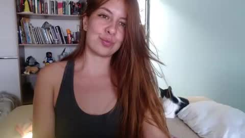 Snapshot of violeta_peter69 chatting on June 12, 2026, 8:19 pm Violeta Peter online show from June 12, 2026, 8:19 pm
