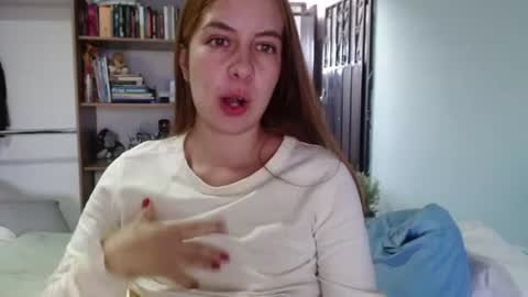 Snapshot of violeta_peter69 chatting on August 4, 2026, 9:39 pm Violeta Peter online show from August 4, 2026, 9:39 pm