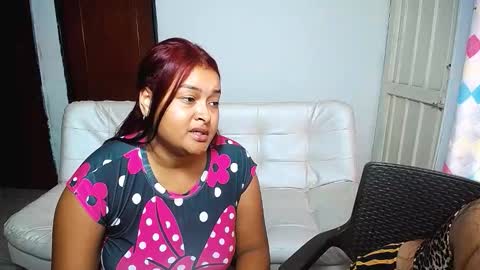 violeta_rouses online show from March 25, 2026, 4:02 pm