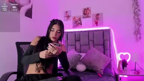 Snapshot of violeta_velvet_ chatting on June 12, 2026, 12:48 pm online show from June 12, 2026, 12:48 pm
