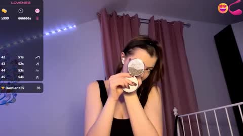 Eva online show from March 8, 2026, 5:39 pm