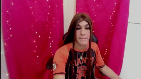 Snapshot of violetevans69 chatting on November 23, 2025, 5:51 am Violett online show from November 23, 2025, 5:51 am