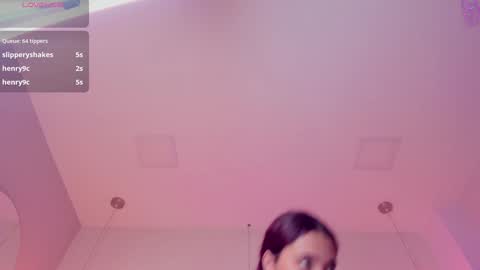 Violeth Hill online show from February 2, 2025, 8:35 am