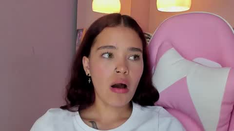 Violeth Hill online show from March 8, 2025, 10:24 pm