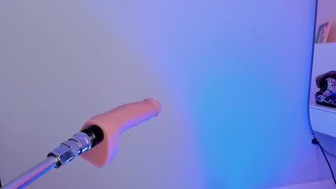 Violeth Hill online show from March 9, 2025, 7:59 pm