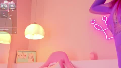 Violeth Hill online show from September 25, 2025, 8:01 pm