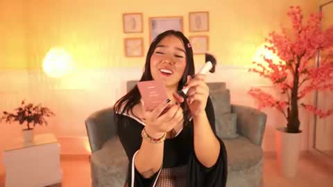 Snapshot of violetjonesx chatting on June 10, 2026, 11:42 am violetjonesx online show from June 10, 2026, 11:42 am