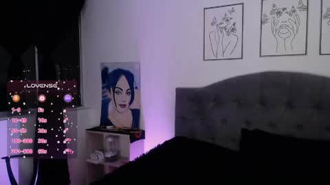 Snapshot of violett_hottie chatting on May 5, 2026, 2:30 am violett Independent model online show from May 5, 2026, 2:30 am