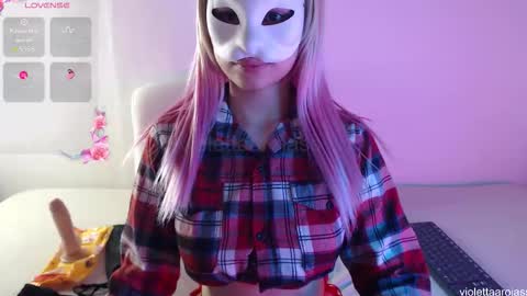 Snapshot of violettaarojass chatting on November 8, 2025, 10:37 am violettaarojass online show from November 8, 2025, 10:37 am