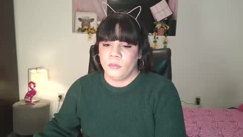 Snapshot of violettacam69 chatting on February 20, 2025, 2:40 am violettacam69 online show from February 20, 2025, 2:40 am