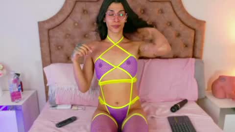 Mandy  online show from April 19, 2026, 6:10 pm