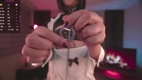 Snapshot of violette_clerk1 chatting on November 3, 2025, 6:53 pm JULIE UWU online show from November 3, 2025, 6:53 pm