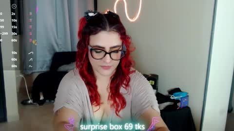 Violetta Morningstar online show from March 3, 2026, 6:52 am