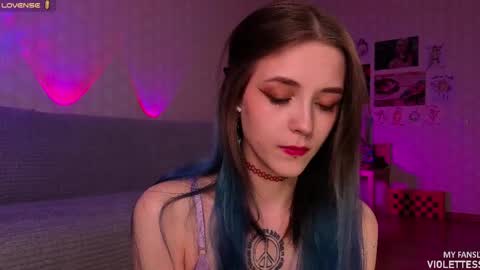 Snapshot of violettesss chatting on May 7, 2026, 3:28 pm Vi Best on my Fansly online show from May 7, 2026, 3:28 pm