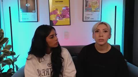 Violet online show from March 27, 2026, 1:22 am