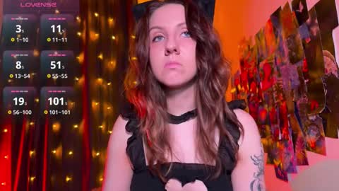 Snapshot of violettmo0n chatting on February 15, 2026, 9:44 pm Next stream 1522026 400 GMT 3 online show from February 15, 2026, 9:44 pm