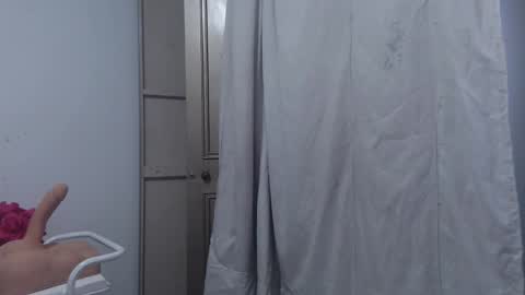 Snapshot of violetxia_ chatting on March 15, 2026, 4:51 am violetxia_ online show from March 15, 2026, 4:51 am