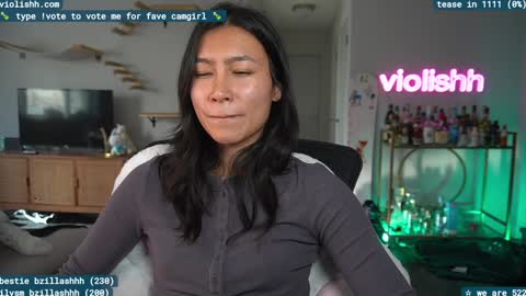 Snapshot of violishh chatting on January 13, 2025, 7:53 pm follow me on twitter violishh and ig violishh  online show from January 13, 2025, 7:53 pm