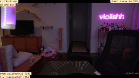 Snapshot of violishh chatting on September 16, 2025, 1:28 am follow me on twitter violishh and ig violishh  online show from September 16, 2025, 1:28 am