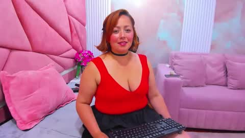 Violeta thomson online show from February 22, 2026, 4:13 am