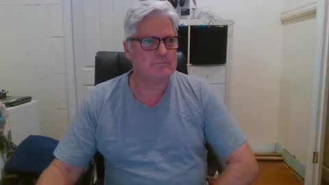 viper654321 online show from January 30, 2025, 7:18 am