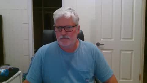 viper654321 online show from November 6, 2025, 8:04 am