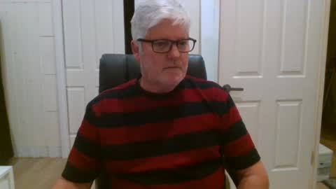 Snapshot of viper654321 chatting on June 19, 2026, 8:07 am viper654321 online show from June 19, 2026, 8:07 am