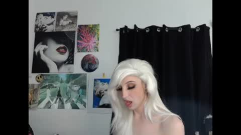 Snapshot of viperthedoll chatting on June 23, 2026, 3:48 am Viper online show from June 23, 2026, 3:48 am
