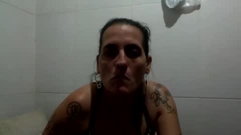Snapshot of vitatattoo chatting on November 24, 2025, 9:31 am Vita online show from November 24, 2025, 9:31 am