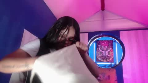 Snapshot of vitoria23_ chatting on June 11, 2026, 2:37 pm victoria 3 online show from June 11, 2026, 2:37 pm