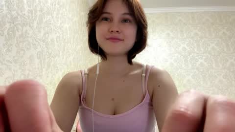 Sonya online show from March 29, 2026, 2:17 pm