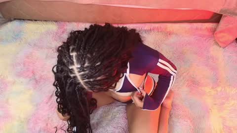 Vivi online show from January 15, 2025, 4:04 am