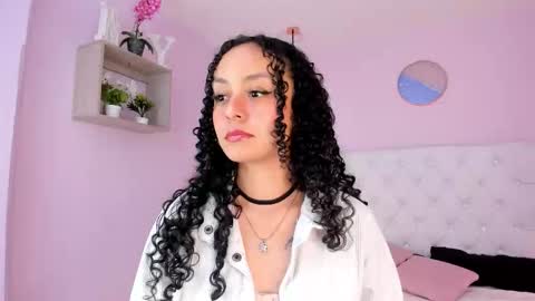 Vivi online show from November 10, 2025, 2:54 am