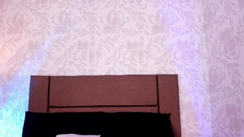 Snapshot of vivi_gh1 chatting on June 28, 2026, 5:02 am Vivi online show from June 28, 2026, 5:02 am