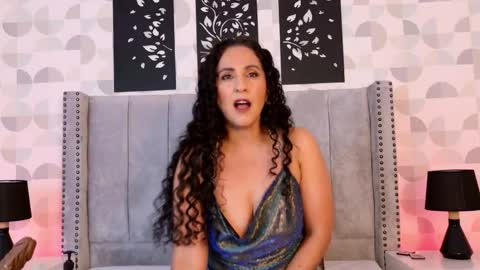 Snapshot of vivi_ruby chatting on April 20, 2026, 6:53 pm VIVIANA DOMINGUEZ online show from April 20, 2026, 6:53 pm