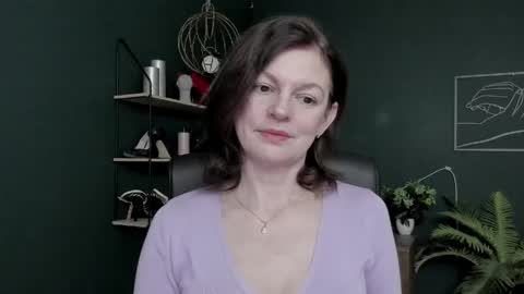 Vivian online show from March 24, 2026, 7:35 am