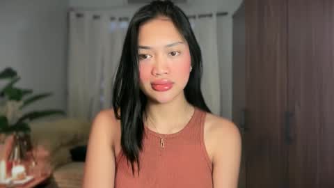 Snapshot of vivian_roberts chatting on May 11, 2026, 11:02 pm Vivian online show from May 11, 2026, 11:02 pm