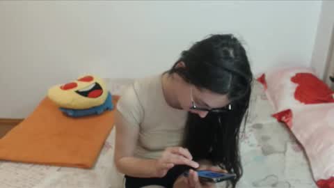 Snapshot of vivianngray chatting on October 22, 2025, 7:57 pm Vivian Gray online show from October 22, 2025, 7:57 pm