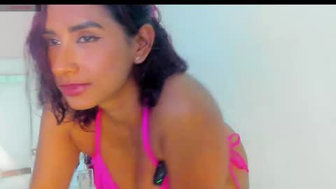 Snapshot of vivibless chatting on May 26, 2026, 6:37 pm vivi online show from May 26, 2026, 6:37 pm