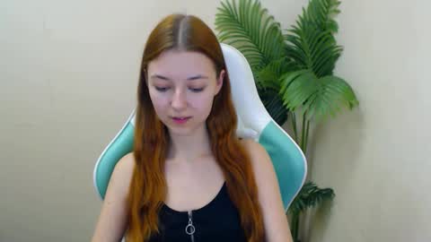 Vivien online show from February 6, 2025, 12:54 am