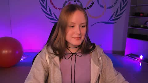 Snapshot of vivienleeigh chatting on December 3, 2024, 1:10 pm Vivien online show from December 3, 2024, 1:10 pm