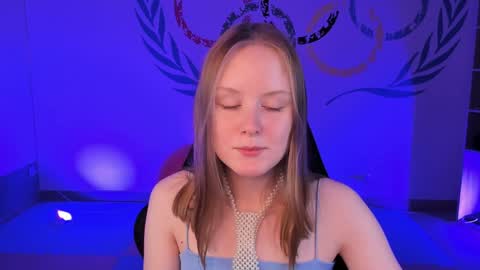 Snapshot of vivienleeigh chatting on December 7, 2024, 3:19 pm Vivien online show from December 7, 2024, 3:19 pm