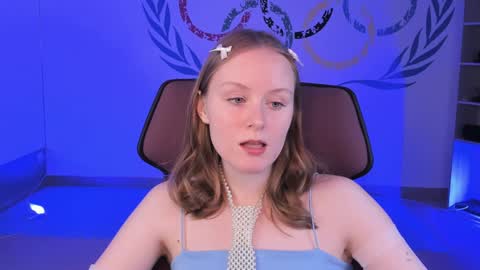 Snapshot of vivienleeigh chatting on December 11, 2024, 5:26 pm Vivien online show from December 11, 2024, 5:26 pm