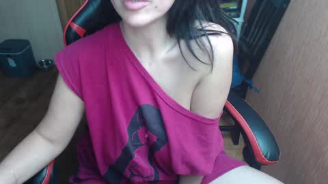 Eva online show from December 17, 2024, 11:38 pm