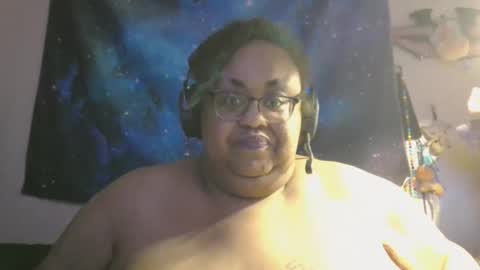 vivvimarionette online show from March 16, 2026, 9:08 pm