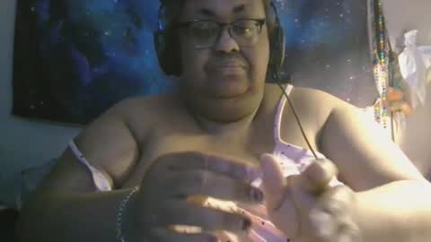 vivvimarionette online show from March 21, 2026, 10:57 pm